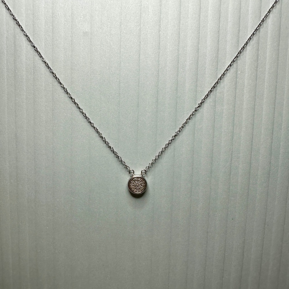 Dazzling Silver Pendant Necklace